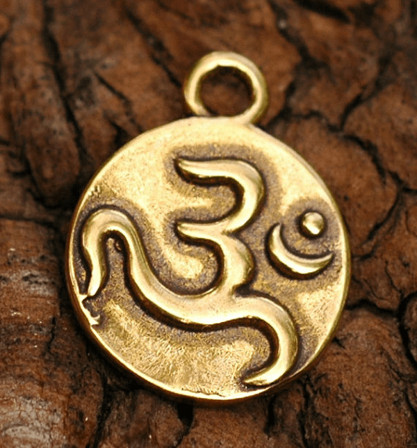 Om simbolo charm in Argento925 dorato fatto a mano